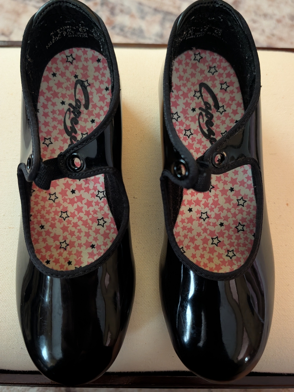 Capezio Black Tele Tone Tap Shoes, Size 1.5